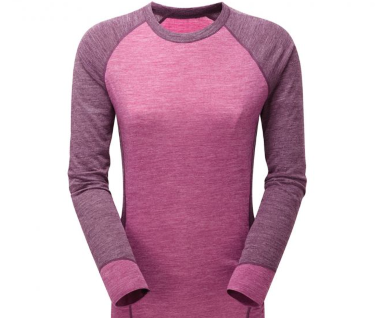 What types of base layer clothes are there?
There are many types of base layer clothing. Which ones you’ll require will ultimately depend on what makes you comfortable and what type of outdoor adventure you’re going on. 
You’ll be able to find base layer underwear, socks,  t-shirts, long-sleeve tops, sweatshirts and leggings. If you haven’t worn base layers before, you’ll notice that the fit is usually tight and quite snug. 
So, if you’re thinking you’ve purchased the wrong size – it’s supposed to be that way, as it’ll be made to ensure the perfect amount of heat is retained.
To shop the Sprayway Womens Kara Crew Neck Baselayer shown in the image, click here. 
