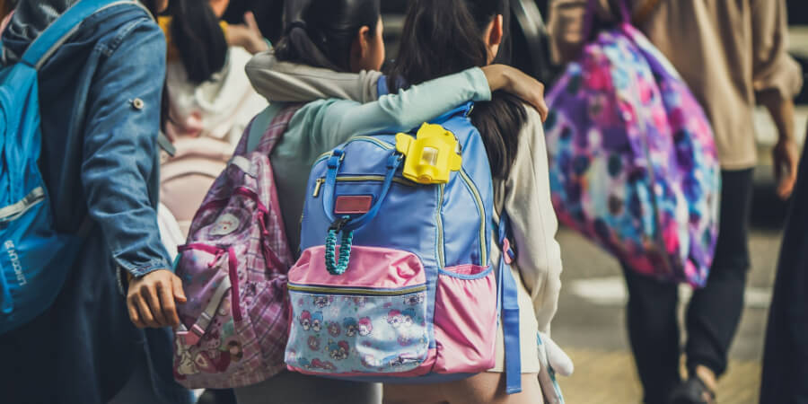 Tips for buying the right school bag