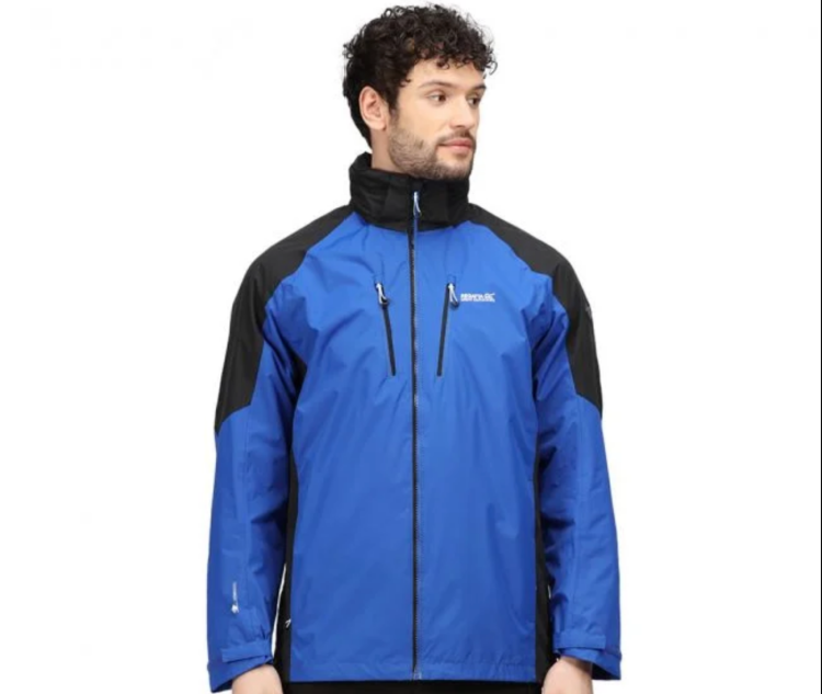 Regatta Mens Calderdale IV Waterproof Jacket
Get ready to tackle the elements in the new Calderdale IV Jacket from Regatta! This fantastic waterproof jacket has been made using unbeatable Hyradfort polyester fabric technology, whilst also being further enhanced with taped seams.
The Calderdale IV Jacket has a durable water-repellent finish, meaning that you’ll have no issue being caught in wet weather. This jacket also offers superb functionality, featuring 2 lower zipped pockets, 2 zipped chest and inner pockets to ensure that you have space to store outdoor essentials, such as maps, keys, or phones.
 
