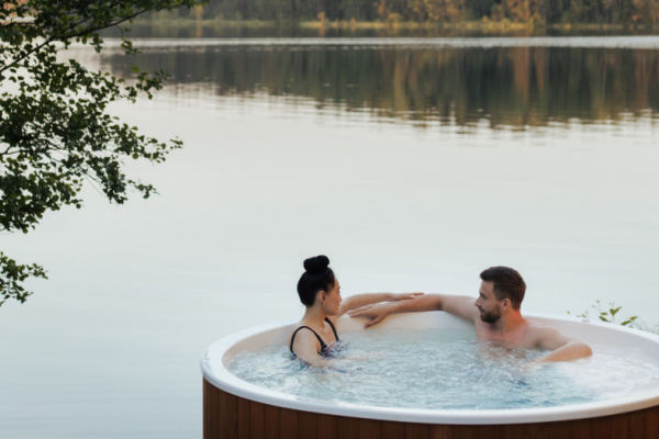 Inflatable Hot Tub Buying Guide